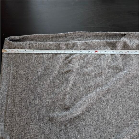 Namsar Gray Cashmere Handmade Asymmetric Length Poncho Sweater Shawl, One Size - Picture 4 of 6